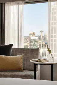 Crowne Plaza Seattle - No Resort Fee - Newly Renovated IHG Hotel - Vue de la chambre