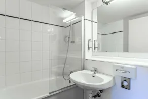 Hôtel Kyriad Amiens Nord - Salle de bain