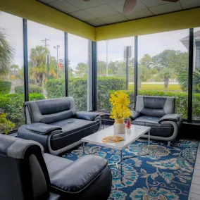 Super 8 by Wyndham Hardeeville - Savannah North - Lobby