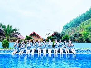 The Hill Villas - Pool
