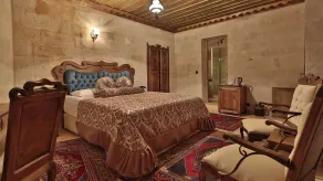 Phocas Cave Suites - Room