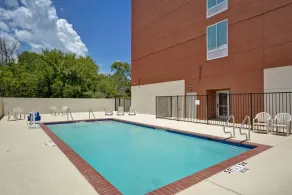 Holiday Inn Express & Suites - Houston NASA - Boardwalk Area by IHG - Piscine