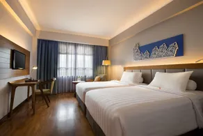 Monopoli Hotel Bukittinggi - Room