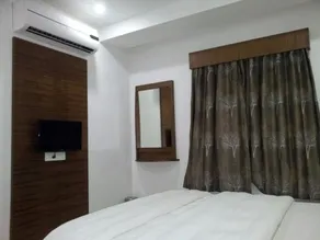 Hotel Apex Inn - Room