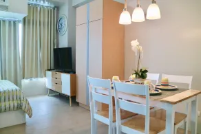 3Bedroom Suite Le Grand Eastwood Quezon City - Chambre