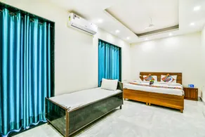 Fabhotel Merriment - Room