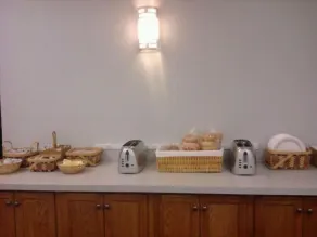 Quail's Nest Inn & Suites - Restaurant