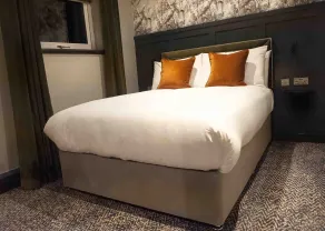 The Coachman Hotel - Chambre