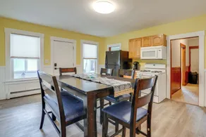 9 Mi to Wachusett Mtn! Family Base w/ Porch - Interiør