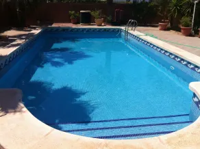 Luxus-Villa mit Pool, Jacuzzi, Garage für fünf Autos, 3 min Strand - Pool