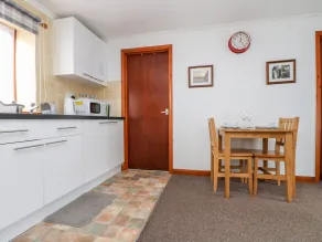 Coach House Cottage - Private kitchen