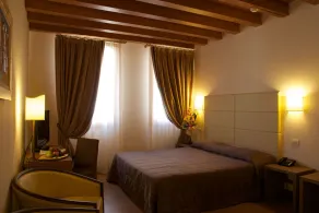 UNAHOTELS Eco Hotel Villa Costanza Venezia - Habitación