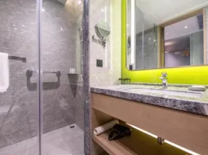 The Mulian Hotel Suzhou Branch - Bathroom
