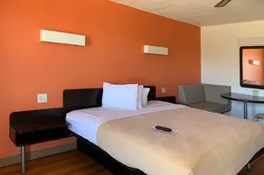 Motel 6 Cameron MO - Zimmer