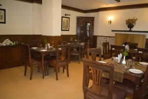 Sun N Snow Inn By Leisure Hotels - Restaurant