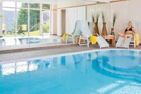 PlusNaturHotel direkt am Ederseeufer Waldhotel Wiesemann und Ferienapartments - Pool