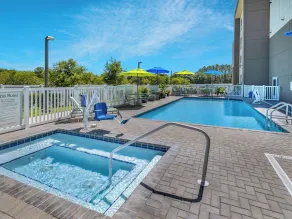 Holiday Inn Express & Suites - Ruskin by IHG - Piscine