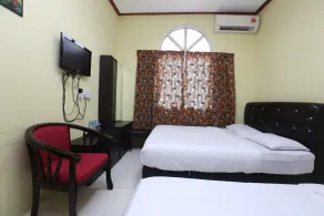 OYO 89819 Raz Hotel Kelulut - Zimmer