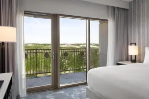 Embassy Suites by Hilton Charlotte Concord Golf Resort & Spa - Vue de la chambre