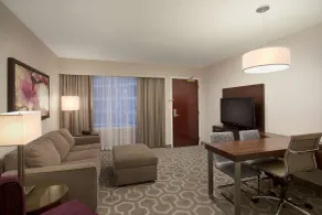 Embassy Suites by Hilton Washington DC Georgetown - Chambre