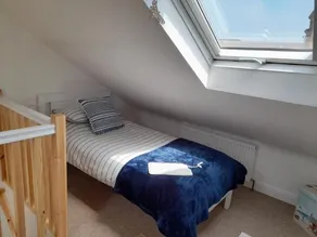 'Pavilion Cottage' next to Gorleston beach with sea views - pet friendly! - Room