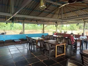 Niramaya beach view stay - Restauration