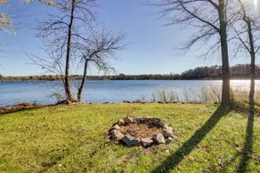 South Long Lake Home w/ Yard: Pets Welcome! - Interiør