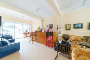 RedDoorz @ Old Buswang Road - Lobby