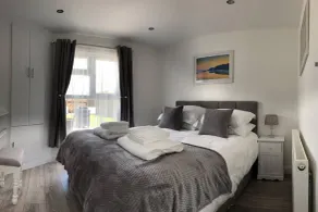 Mayfayre - Room