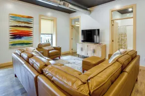 Downtown Millersburg Retreat w/ Sleek Interior! - Interiör