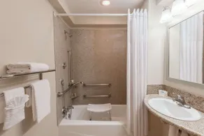 Days Inn by Wyndham Santa Maria - Salle de bain