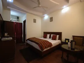 Hotel Chanchal Deluxe -A Unit Of Nihar Hotels-Just 2 minutes Walking Distance From New Delhi Railway Station - Quarto
