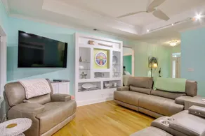 Lakefront Home w/ Hot Tub & Dock in Cross Hill! - Interiør