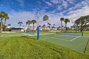 Pool Access, Walk to Beach! Cozy Jensen Beach Home - Innvendig