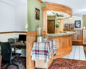 Quality Inn & Suites Farmington - Hall