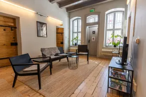 Hotel 1861 - Lobby sitting area