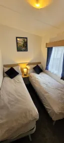 Stunning Holiday Home Beautiful Lakeside Views 15 Mins from Goodwood - Rum