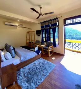 Shalom Backpackers Rishikesh - Room