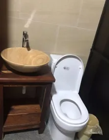 Tenamit Maya - Bathroom