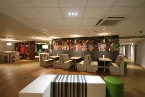 Holiday Inn Huntingdon Racecourse by IHG - Restaurant