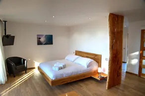 Ruka Lobos - Room