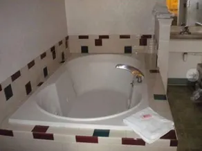 Heritage Inn - Banheiro