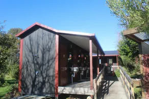 The Barn Cabins & Camp - Bathroom