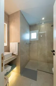 Amore Protaras Apartments - Badezimmer
