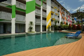 Bliss Surfer Hotel Legian - Pool