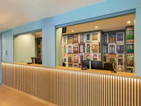 B&B Hotel Lübeck-Hbf - Lobby