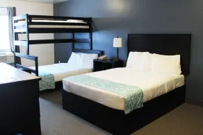 Roadhouse 52 Inn & Suites - Zimmer