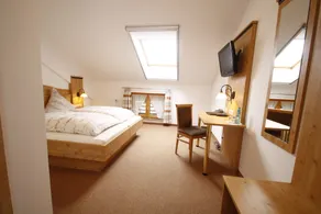 Hotel-Cafe Hanfstingl - Zimmer