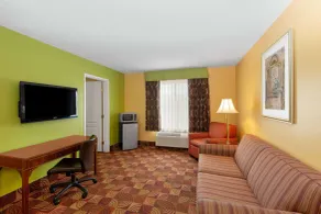 Super 8 by Wyndham Lake of the Ozarks - Habitación