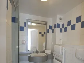 Hôtel Le Grillon - Salle de bain